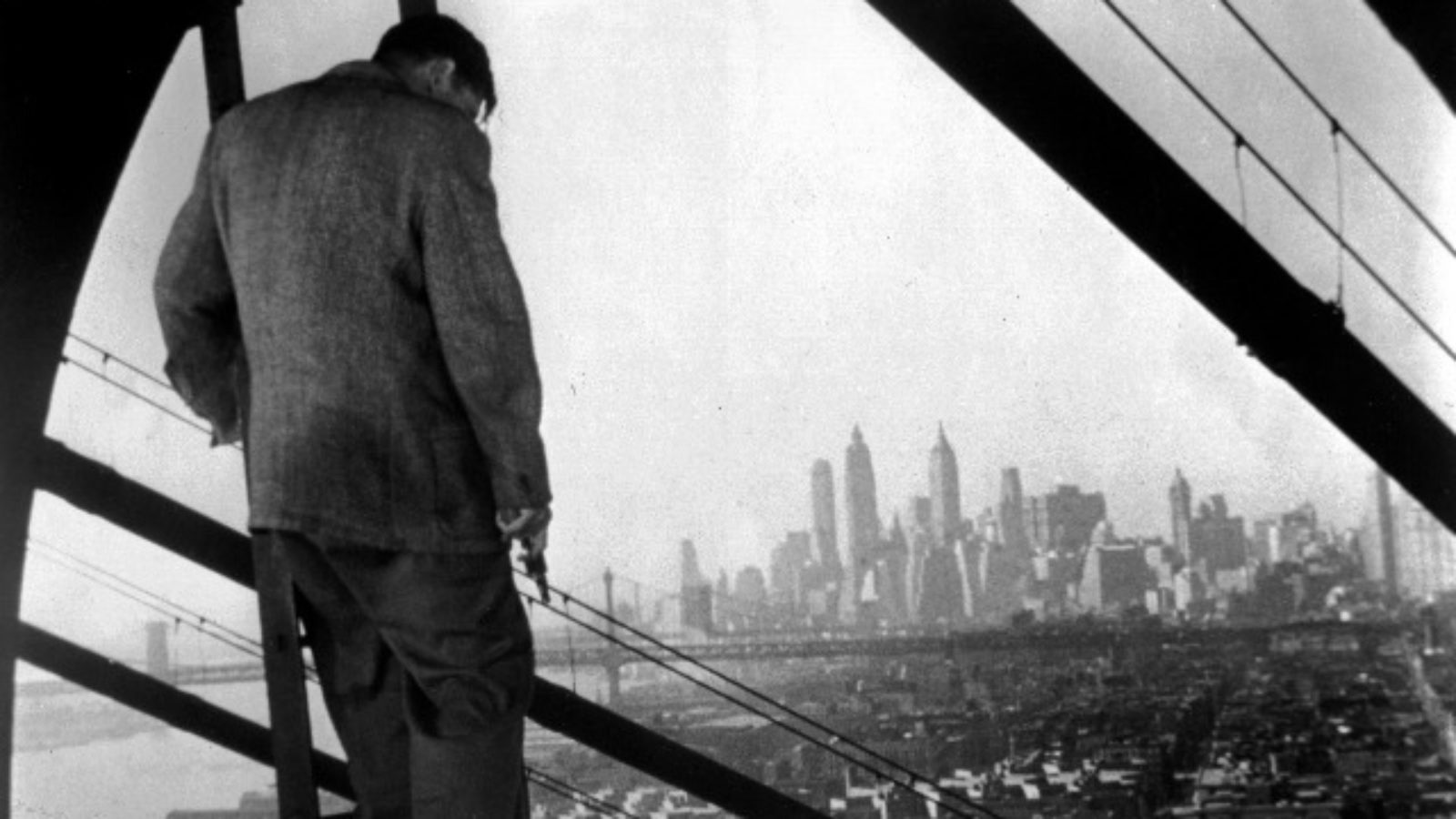 The Naked City (1948) still