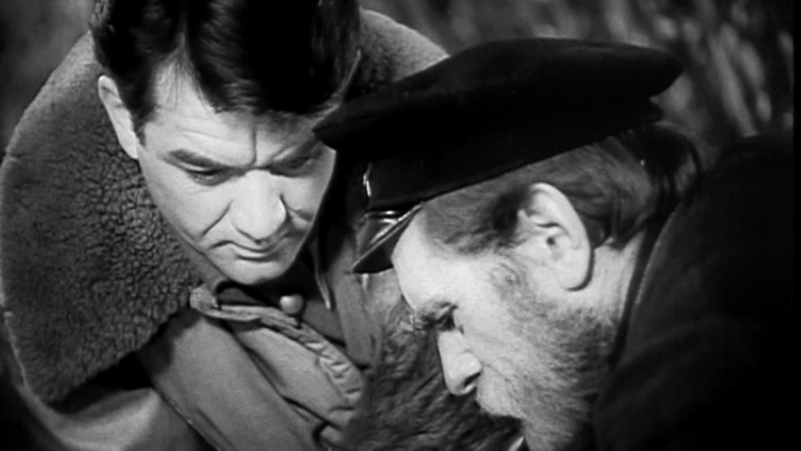 A Good Lad / Courage / A Priceless Head (1942 / 1941 / 1942) still